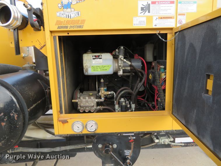 image for item DI3952 2012 Vermeer V800LEHD vacuum excavator