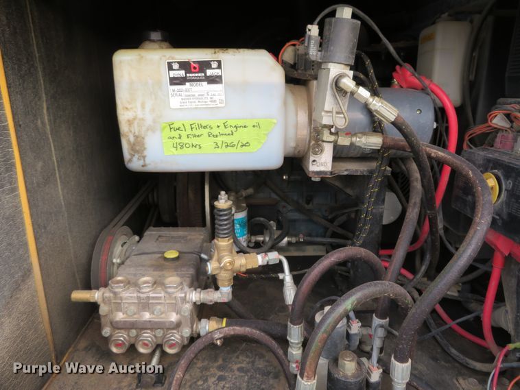 image for item DI3952 2012 Vermeer V800LEHD vacuum excavator