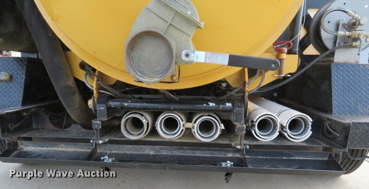 image for item DI3952 2012 Vermeer V800LEHD vacuum excavator