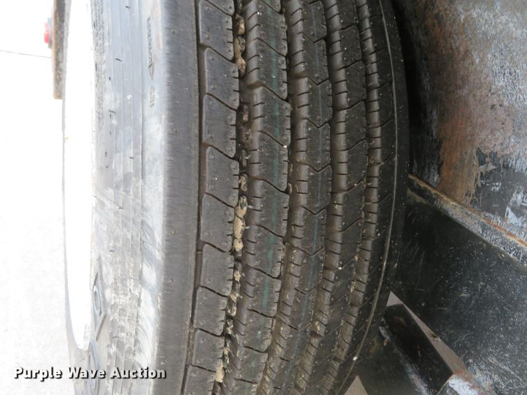 image for item DI3952 2012 Vermeer V800LEHD vacuum excavator