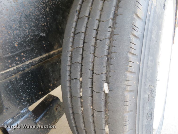 image for item DI3952 2012 Vermeer V800LEHD vacuum excavator