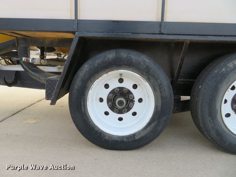 image for item DI3952 2012 Vermeer V800LEHD vacuum excavator