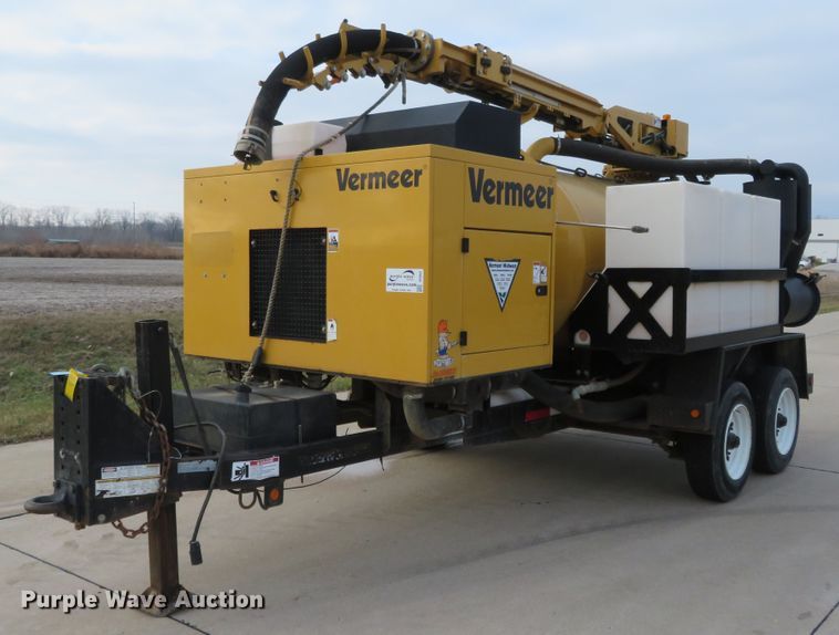 image for item DI3953 2014 Vermeer V800LEHD vacuum excavator