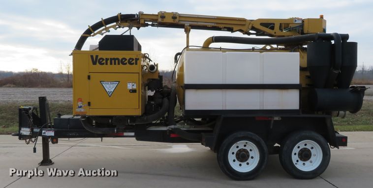 image for item DI3953 2014 Vermeer V800LEHD vacuum excavator