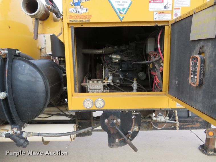 image for item DI3953 2014 Vermeer V800LEHD vacuum excavator