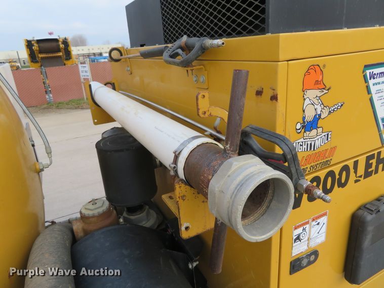 image for item DI3953 2014 Vermeer V800LEHD vacuum excavator