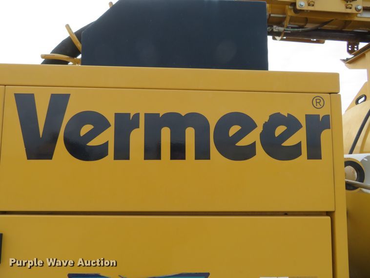 image for item DI3953 2014 Vermeer V800LEHD vacuum excavator