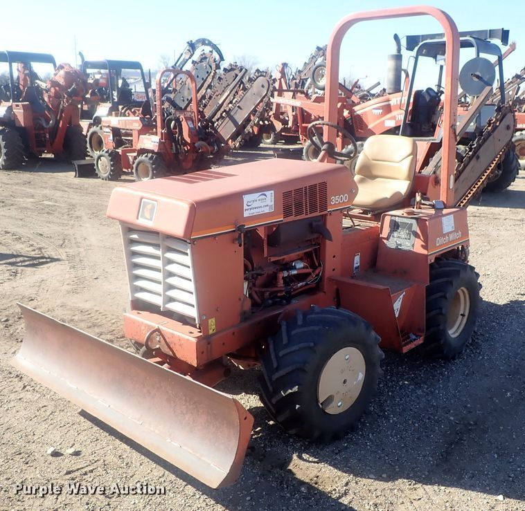 image for item DI7328 1993 Ditch Witch 3500  trencher