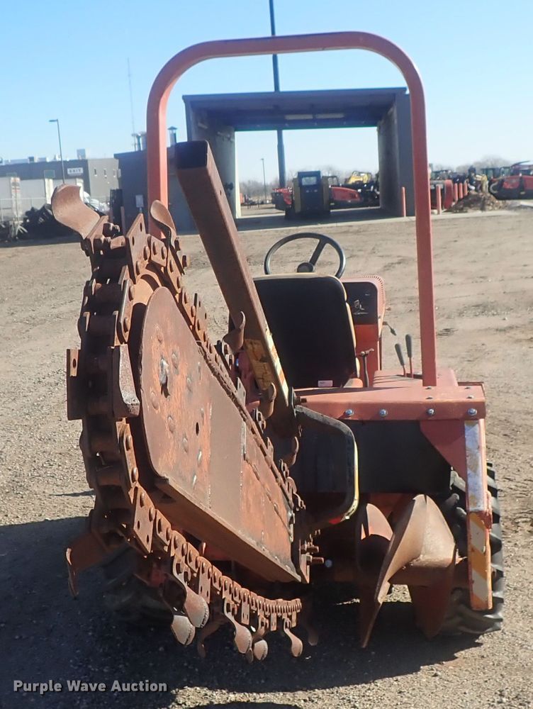 image for item DI7328 1993 Ditch Witch 3500  trencher