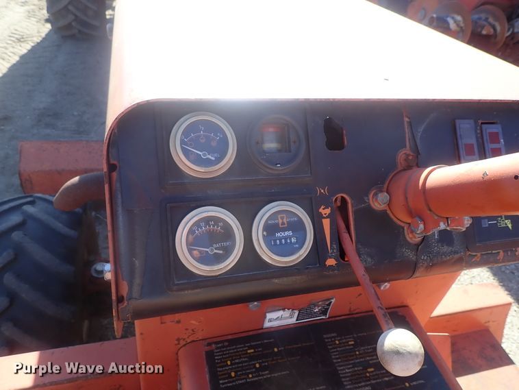 image for item DI7328 1993 Ditch Witch 3500  trencher
