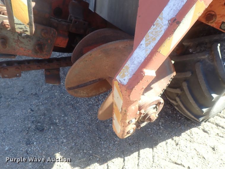 image for item DI7328 1993 Ditch Witch 3500  trencher