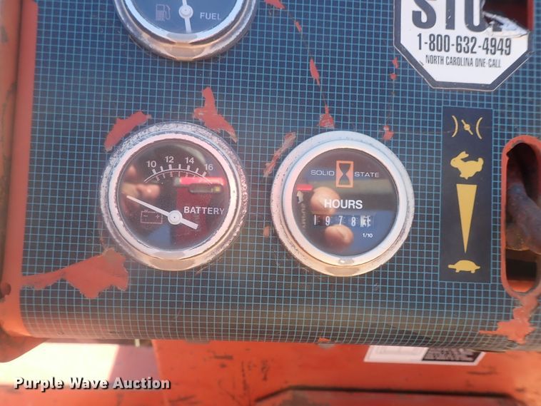 image for item DI7330 1999 Ditch Witch 3700  trencher