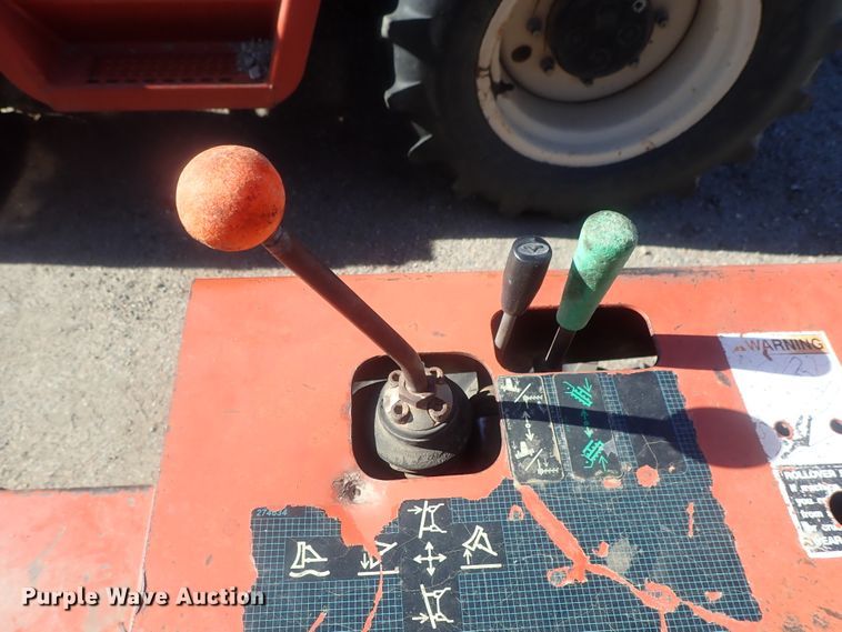 image for item DI7330 1999 Ditch Witch 3700  trencher