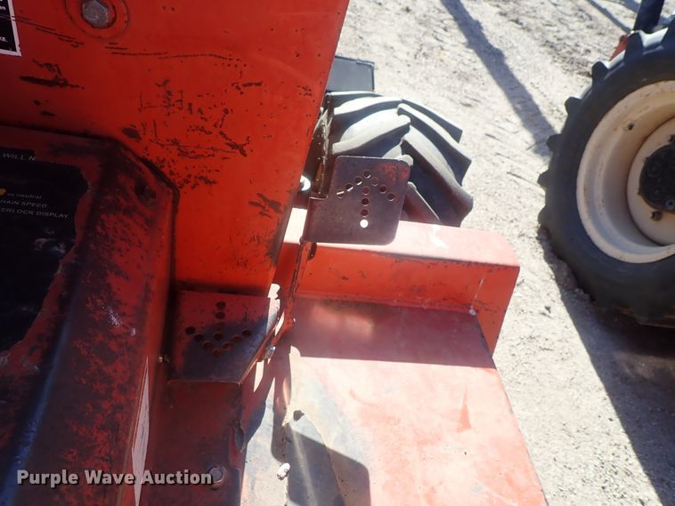 image for item DI7330 1999 Ditch Witch 3700  trencher