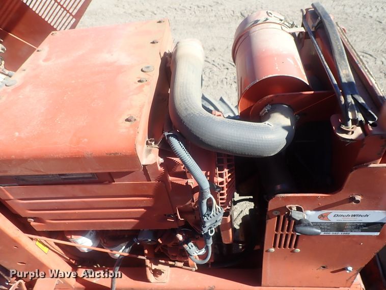 image for item DI7330 1999 Ditch Witch 3700  trencher