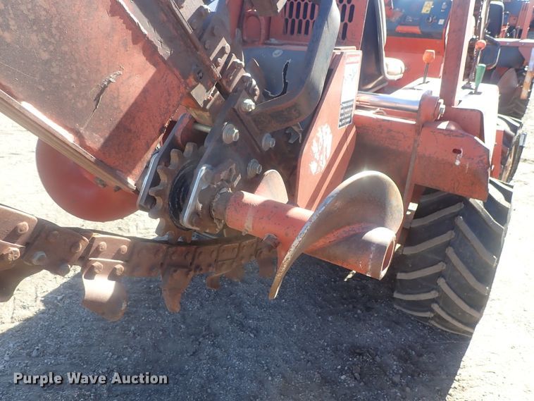 image for item DI7330 1999 Ditch Witch 3700  trencher