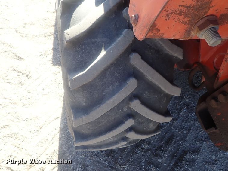 image for item DI7330 1999 Ditch Witch 3700  trencher
