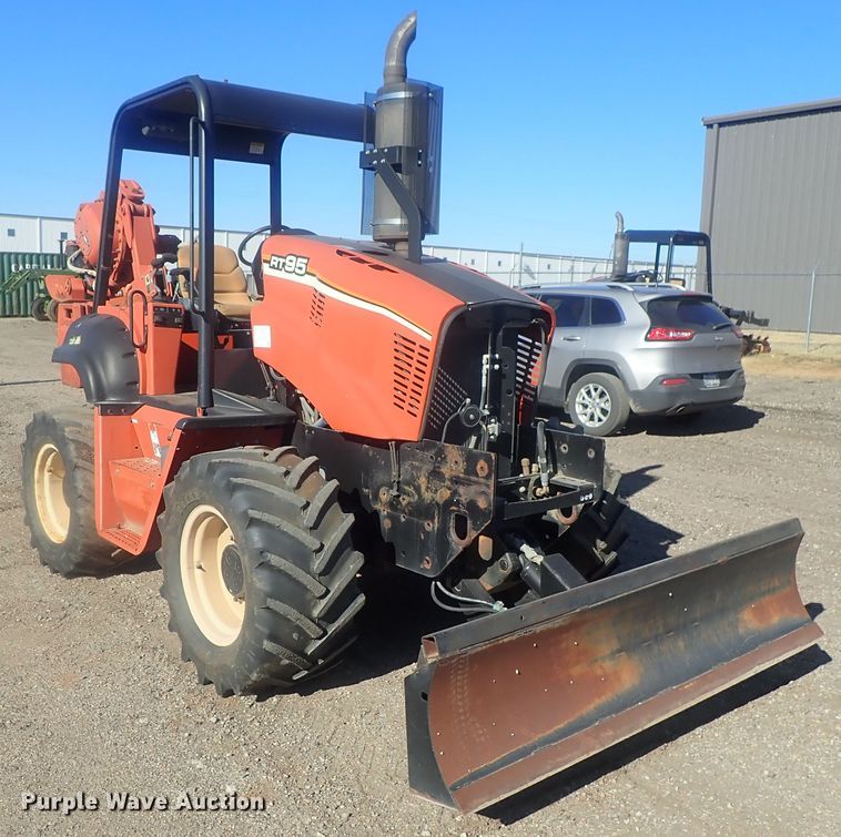 image for item DI7331 2007 Ditch Witch RT95H  cable plow