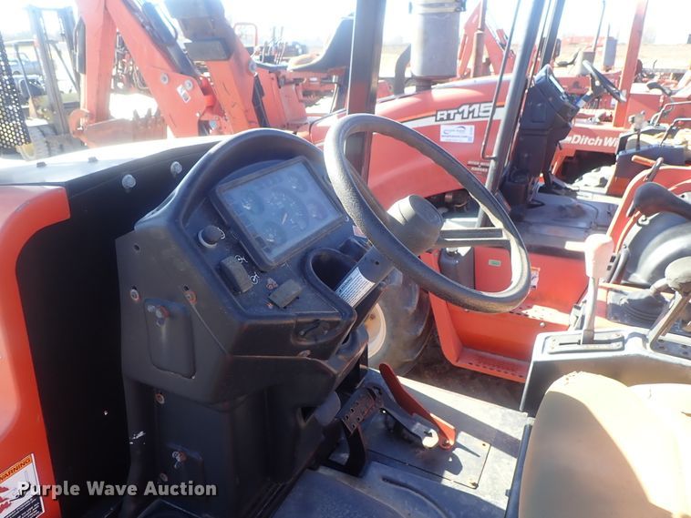 image for item DI7331 2007 Ditch Witch RT95H  cable plow