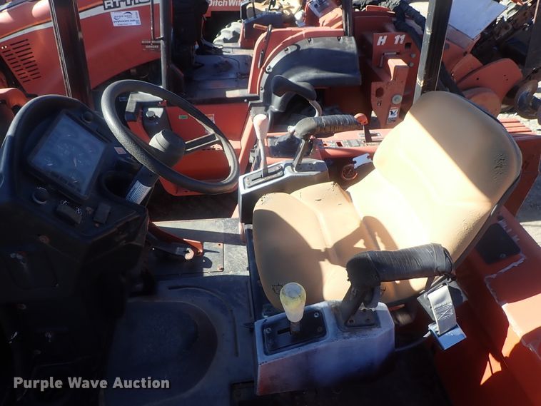 image for item DI7331 2007 Ditch Witch RT95H  cable plow