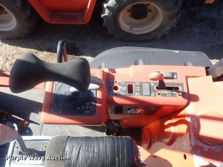 image for item DI7331 2007 Ditch Witch RT95H  cable plow