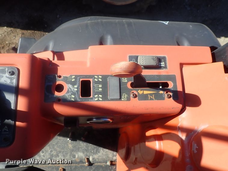 image for item DI7331 2007 Ditch Witch RT95H  cable plow