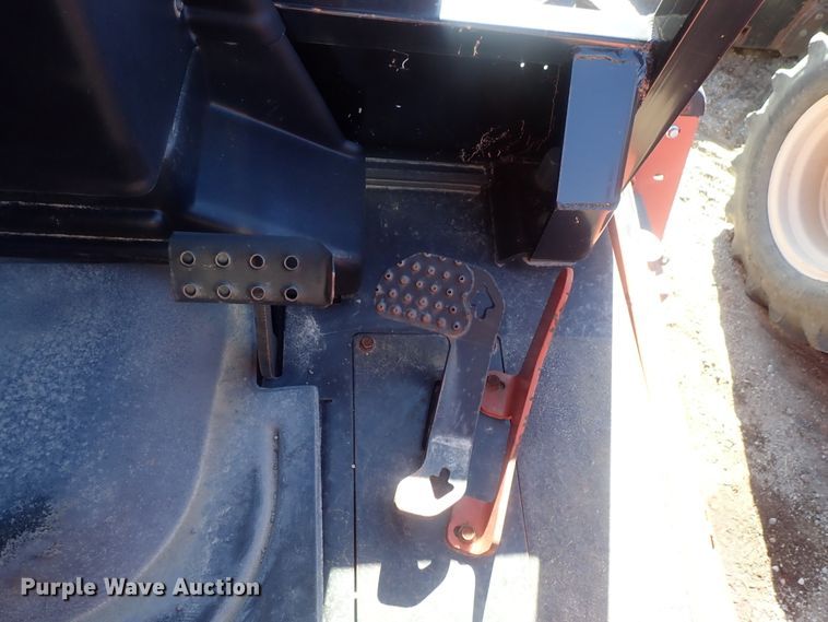 image for item DI7331 2007 Ditch Witch RT95H  cable plow