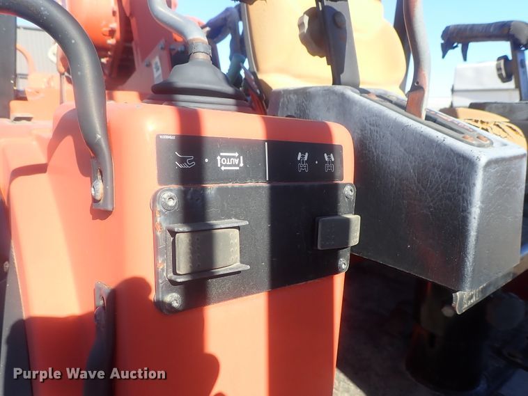image for item DI7331 2007 Ditch Witch RT95H  cable plow