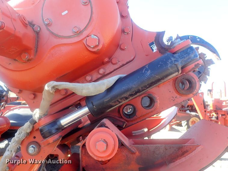 image for item DI7331 2007 Ditch Witch RT95H  cable plow