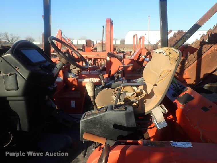 image for item DI7332 2007 Ditch Witch RT115  trencher