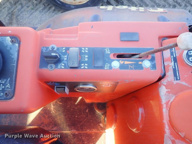 image for item DI7332 2007 Ditch Witch RT115  trencher