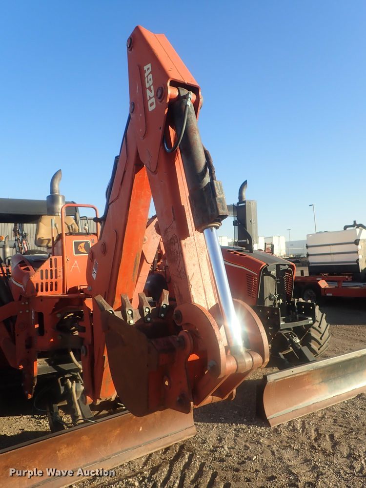 image for item DI7332 2007 Ditch Witch RT115  trencher