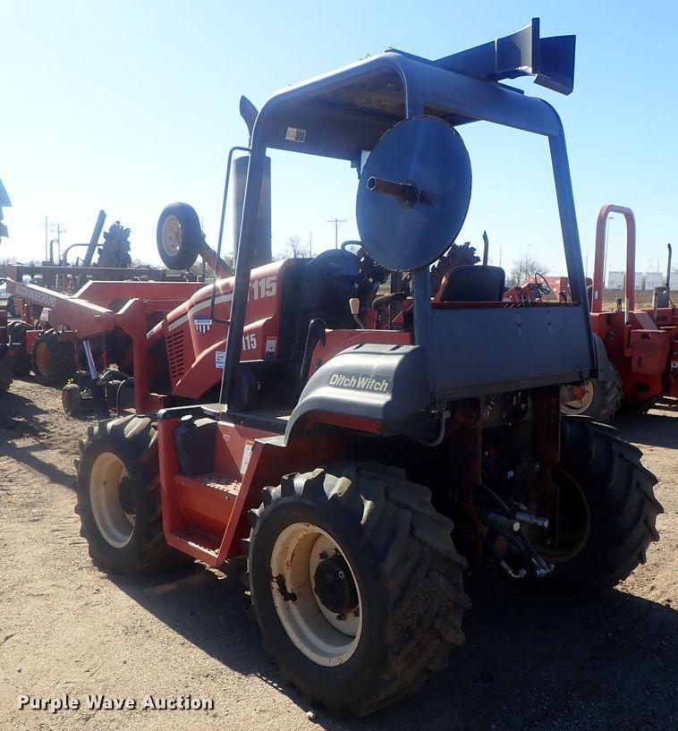 image for item DI7333 2002 Ditch Witch RT115  cable plow