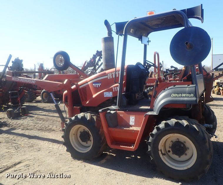 image for item DI7333 2002 Ditch Witch RT115  cable plow