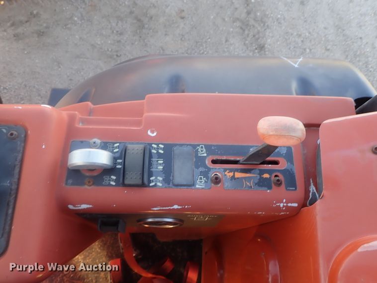 image for item DI7333 2002 Ditch Witch RT115  cable plow