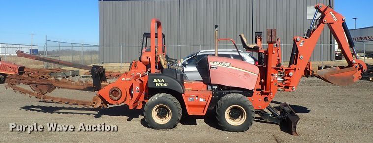 image for item DI7334 2009 Ditch Witch ZRT65  trencher