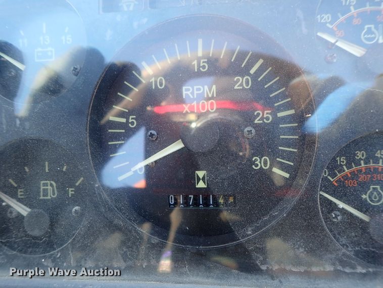 image for item DI7334 2009 Ditch Witch ZRT65  trencher