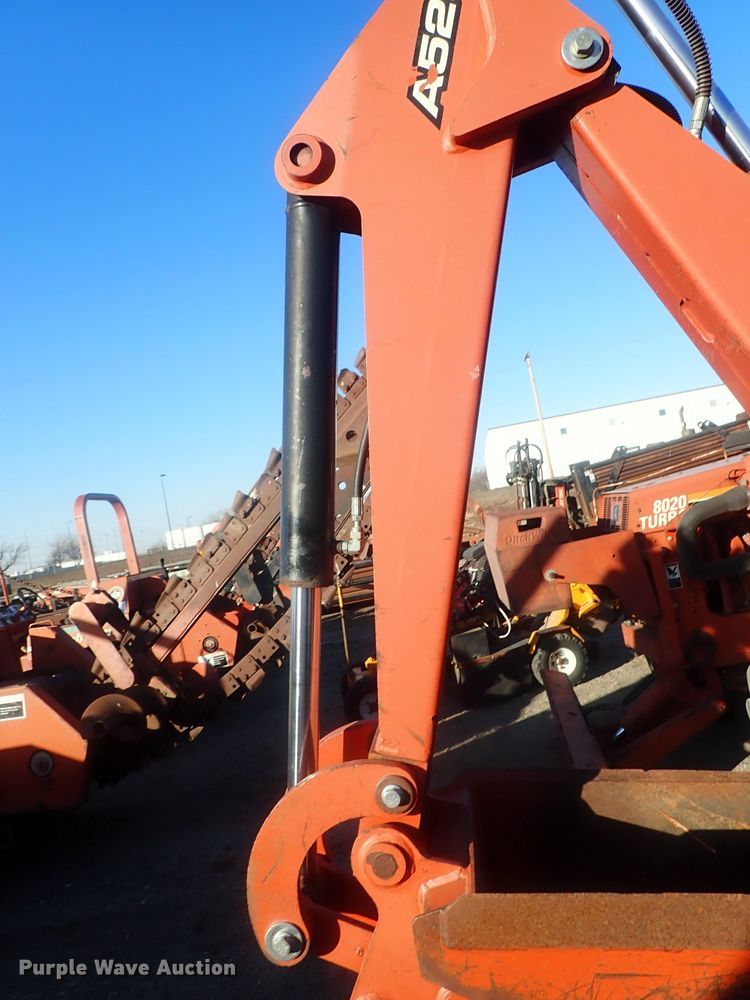 image for item DI7334 2009 Ditch Witch ZRT65  trencher