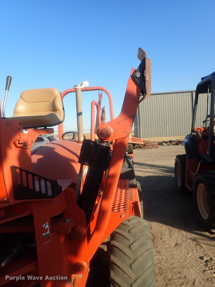 image for item DI7334 2009 Ditch Witch ZRT65  trencher