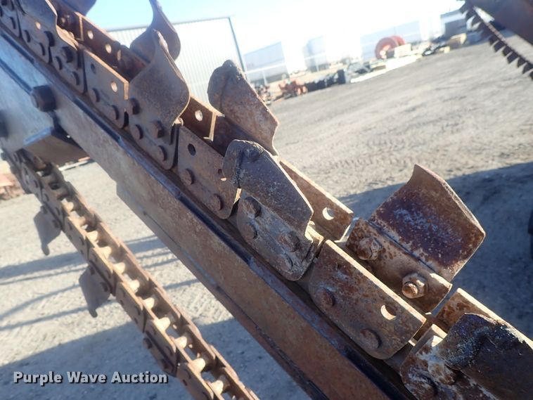 image for item DI7334 2009 Ditch Witch ZRT65  trencher