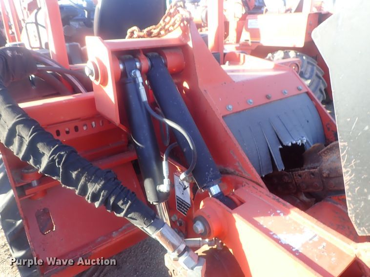 image for item DI7334 2009 Ditch Witch ZRT65  trencher