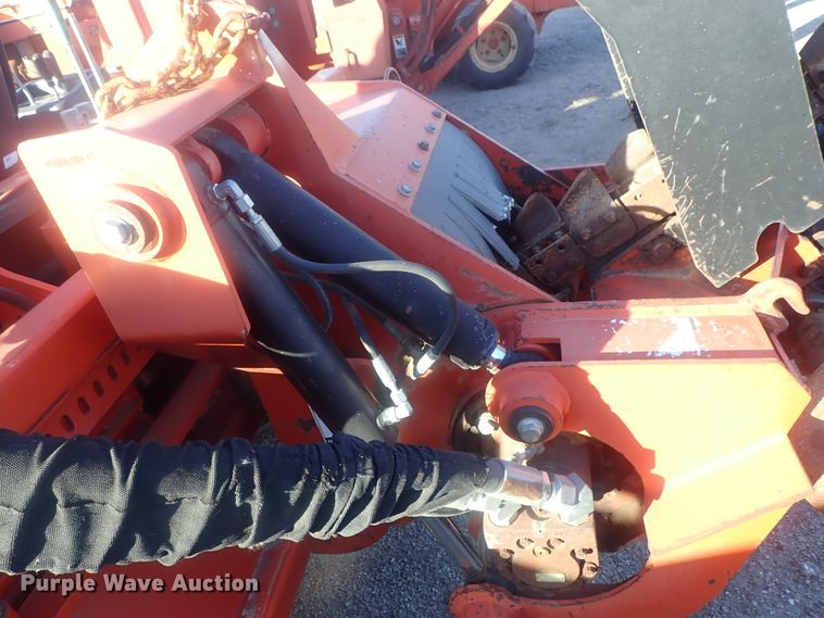 image for item DI7334 2009 Ditch Witch ZRT65  trencher