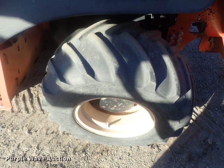 image for item DI7334 2009 Ditch Witch ZRT65  trencher