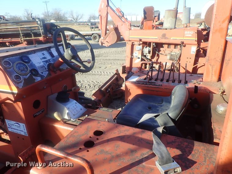 image for item DI7335 1997 Ditch Witch 7610  trencher