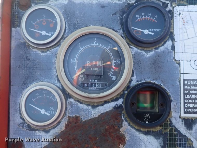 image for item DI7335 1997 Ditch Witch 7610  trencher