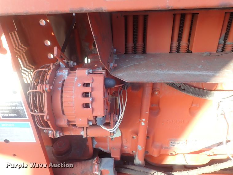 image for item DI7335 1997 Ditch Witch 7610  trencher