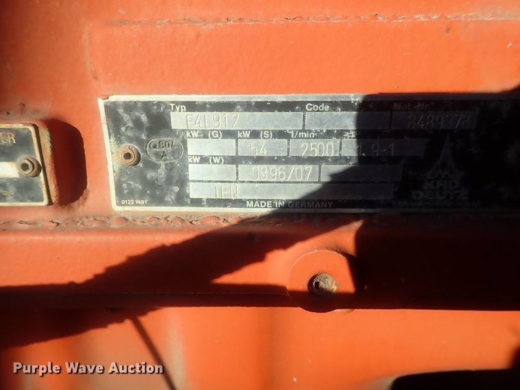 image for item DI7335 1997 Ditch Witch 7610  trencher