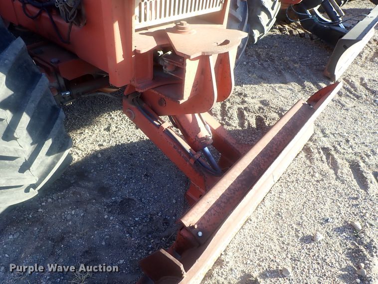 image for item DI7335 1997 Ditch Witch 7610  trencher