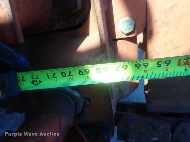 image for item DI7335 1997 Ditch Witch 7610  trencher