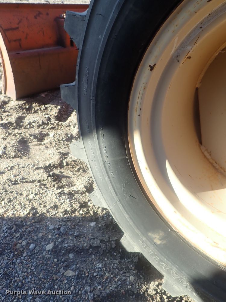 image for item DI7335 1997 Ditch Witch 7610  trencher